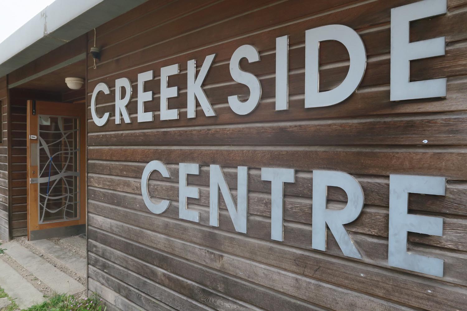 Twice a month, the Creekside Education Fund open their doors to those interested in exploring Deptford Creek during low tide, in all its muddy glory. 