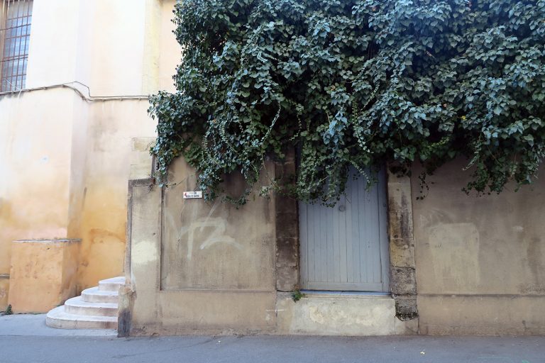 Overcoming a Travel Curse to Finally Find a Friend in France