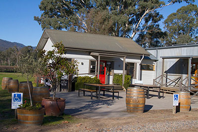 Dal Zotto Winery along the Prosecco Road in the King Valley, Victoria. Discover things to do in the King Valley.
