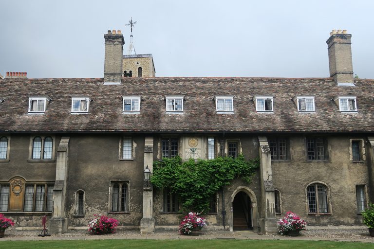 Should You Visit Cambridge or Oxford?