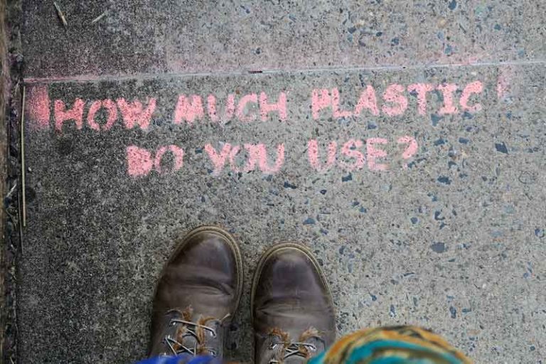 10 Ways to Immediately Use Less Plastic When Travelling