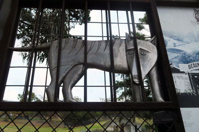 The gates of Hobart Zoo, featuring the last Tasmanian Tiger. The fact that these animals may not be extinct is one of the more popular Australian urban legends.